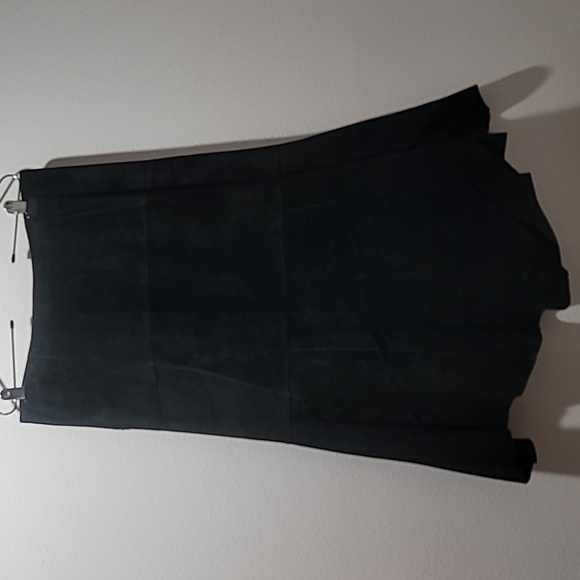 CAbi 8 Black Suede A-line Mid Calf Skirt Fall Western Boho Minimalist Fall Dress - Picture 2 of 12